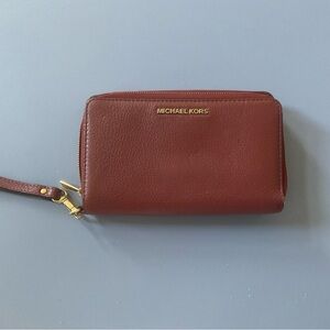 Michael Kors Wristlet Brown - Double-Zip Wallet Pebbled leather